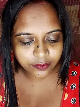 Snapshot of Hot-Show2 chatting on 10/14/25, 08:42 Hot-Show2 online show from 10/14/25, 08:42