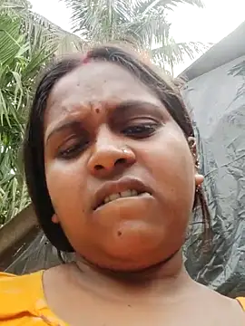 Hot-Show2 online show from 04/19/26, 03:39