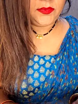 indian-hotmilfs online show from 10/19/25, 06:19