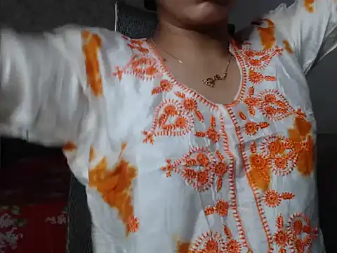 snow white123 online show from 09/16/25, 07:48