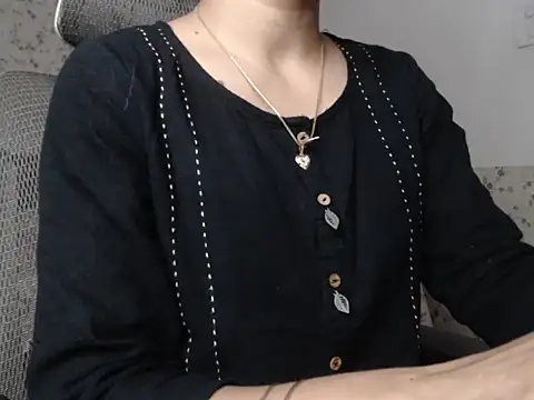 snow white123 online show from 10/14/25, 08:53