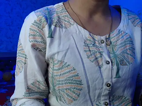 snow white123 online show from 01/05/26, 09:51