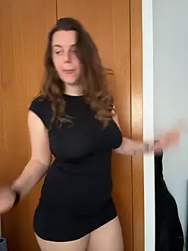 TenderLaGlamor online show from 03/05/26, 10:33