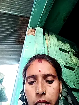 Snapshot of Arti13A chatting on 06/05/26, 12:50 Arti13A online show from 06/05/26, 12:50