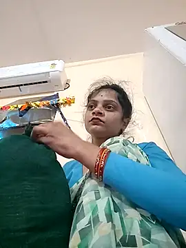 Sonam dhakad online show from 10/18/25, 07:03