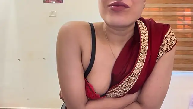 LucytheDevilQueen online show from 12/05/25, 03:15