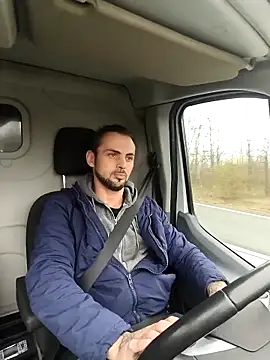 papichulo0099 online show from 11/12/25, 07:31