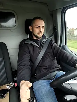 papichulo0099 online show from 11/17/25, 06:52