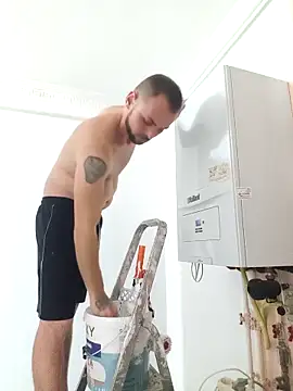 papichulo0099 online show from 11/28/25, 04:31