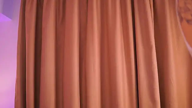 ChloeObril online show from 04/26/26, 03:10