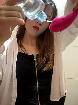 littleqiu online show from 09/11/25, 11:54