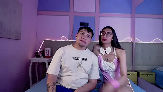 Ethan N Abby online show from 09/15/25, 08:42