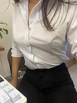 bunny b4nny online show from 11/21/25, 06:01