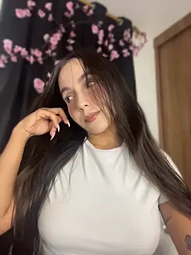 Scarlett05 online show from 05/19/26, 01:56