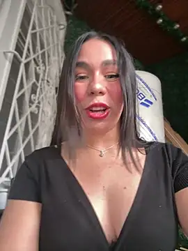 Snapshot of TessaCooper1 chatting on 05/31/26, 07:59 TessaCooper1 online show from 05/31/26, 07:59