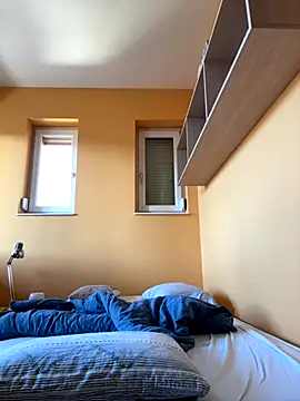 Raveman online show from 10/25/25, 01:51