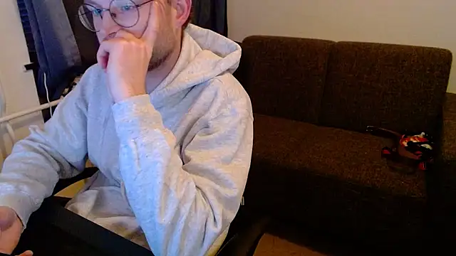 ChefDeLust online show from 11/23/25, 03:23