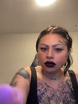 chicanachic13 online show from 09/09/25, 02:44