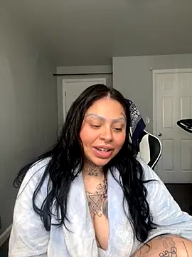 chicanachic13 online show from 09/28/25, 10:48