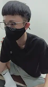 Snapshot of CYCYCYCYCY chatting on 10/22/25, 01:11 CYCYCYCYCY online show from 10/22/25, 01:11