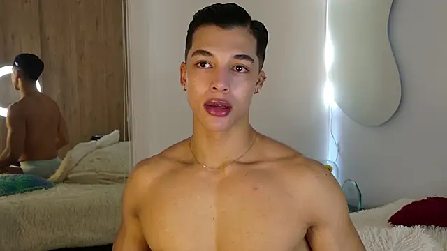 Troye Williams online show from 04/04/26, 02:03