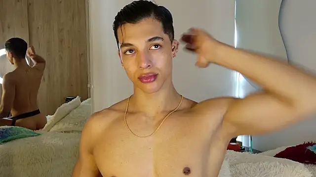 Troye Williams online show from 04/10/26, 01:16