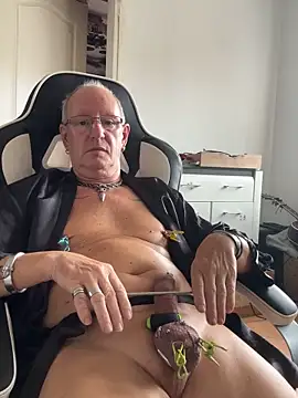 Robbin Huut online show from 09/16/25, 09:10