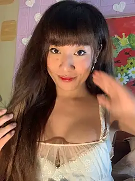 SassyLaurier online show from 10/04/25, 07:23