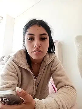 Victoria alson online show from 11/07/25, 02:17