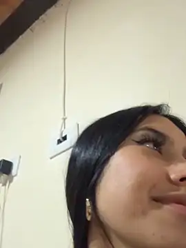 Victoria alson online show from 11/13/25, 03:27