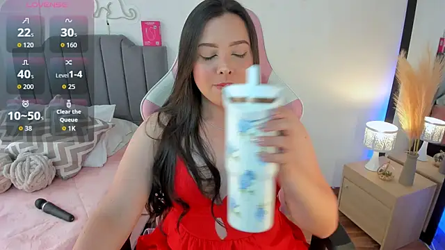 amaia monet online show from 04/15/26, 07:43