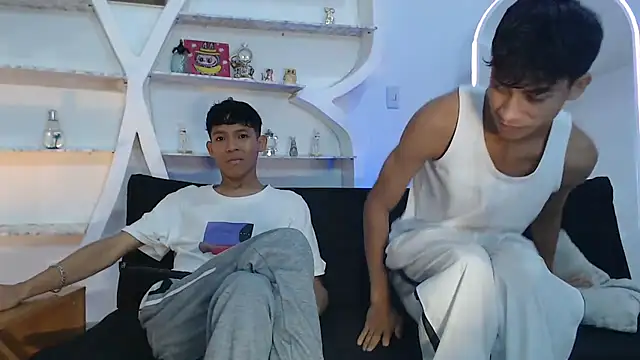 BEAUTY BOYS1 online show from 09/27/25, 07:13