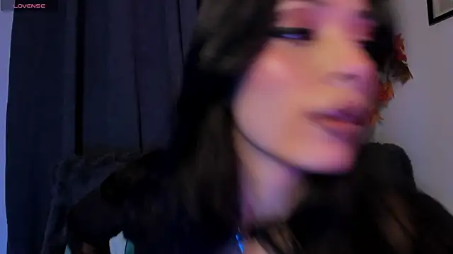 Seraphine hell online show from 03/31/26, 06:14