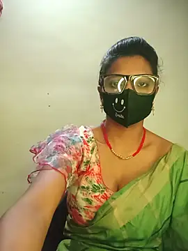 Snapshot of Mohini_Josh069 chatting on 07/05/26, 11:45 Mohini Josh069 online show from 07/05/26, 11:45