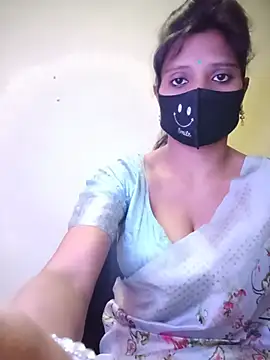 Snapshot of Mohini_Josh069 chatting on 07/12/26, 07:43 Mohini Josh069 online show from 07/12/26, 07:43