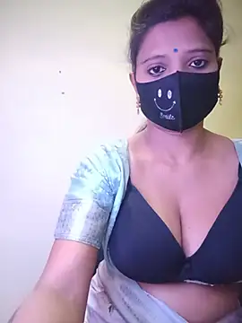 Snapshot of Mohini_Josh069 chatting on 07/15/26, 11:10 Mohini Josh069 online show from 07/15/26, 11:10