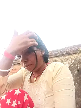 Snapshot of Rubi_sarma chatting on 09/16/25, 12:33 Rubi sarma online show from 09/16/25, 12:33