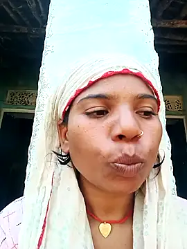 Snapshot of Rubi_sarma chatting on 09/17/25, 09:11 Rubi sarma online show from 09/17/25, 09:11