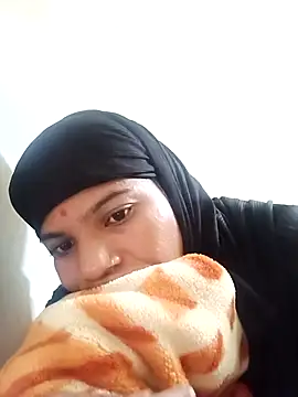 Snapshot of Rubi_sarma chatting on 10/04/25, 01:36 Rubi sarma online show from 10/04/25, 01:36