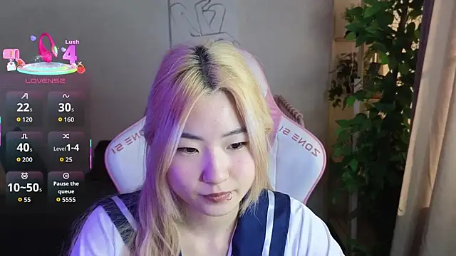 Aisi 18 online show from 09/30/25, 07:35