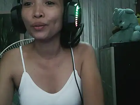 pinayhotii online show from 09/17/25, 07:43