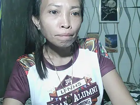Snapshot of pinayhotii chatting on 02/04/26, 05:19 pinayhotii online show from 02/04/26, 05:19
