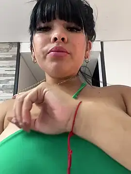 BrendaCrean online show from 02/18/25, 05:53