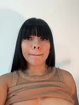 BrendaCrean online show from 03/21/25, 03:35