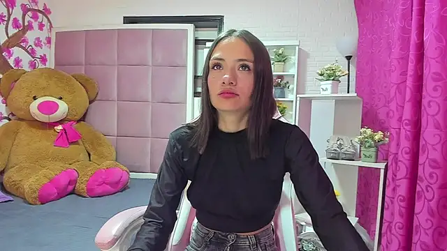 Tammy Thompson  online show from 03/03/26, 02:01