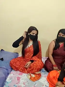 Hot modal online show from 10/18/25, 05:14