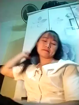 Snapshot of __Sasulq__ chatting on 09/18/25, 03:58   Sasulq   online show from 09/18/25, 03:58