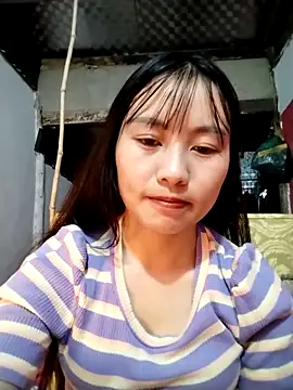 Snapshot of __Sasulq__ chatting on 10/20/25, 10:05   Sasulq   online show from 10/20/25, 10:05