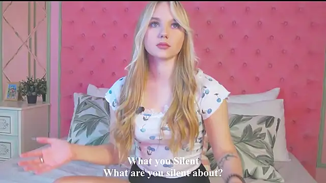 Sky Cutie online show from 09/15/25, 05:18