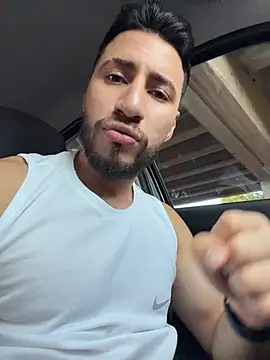 Snapshot of Thiago_Hill chatting on 07/17/26, 10:36 Thiago Hill online show from 07/17/26, 10:36